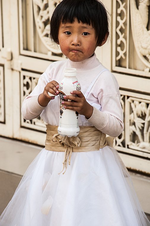 Dziewczynka z Xizhou (Yunnan (Chiny) 2012, część 1/2)